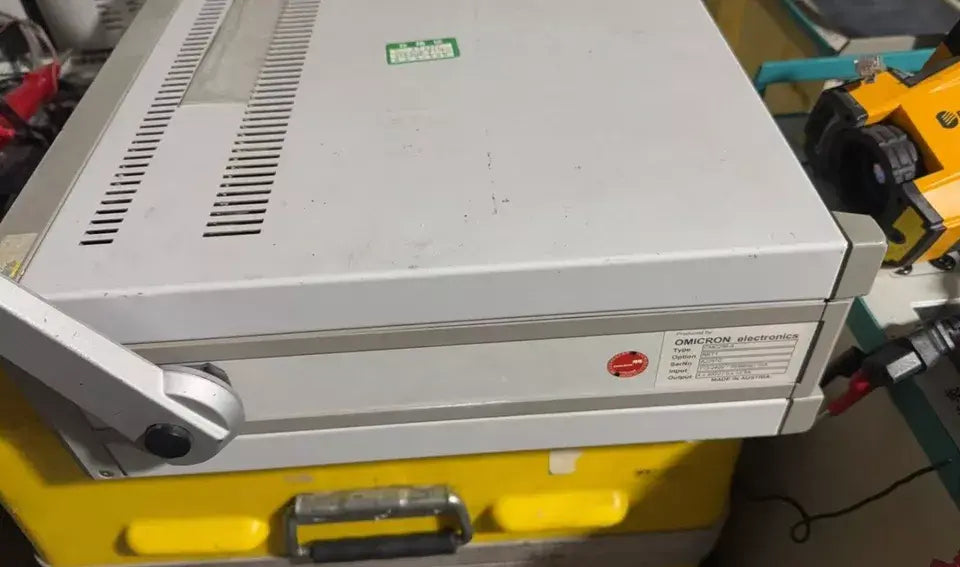 Fluke Versiv 2 DSX2-8000 2Ghz CableAnalyzer Cat8 Cat6a Cable Certifier DSX-8000