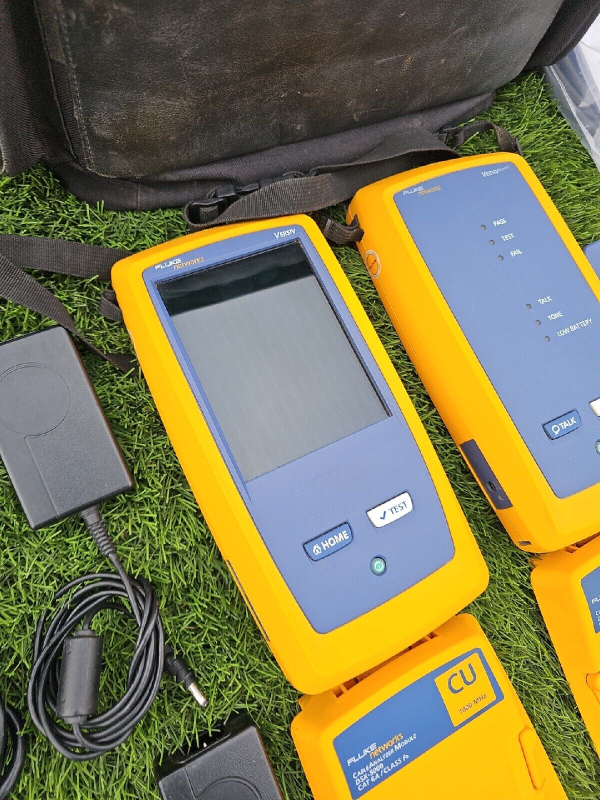 Fluke Networks DSX-5000 Versiv Cat6 Cat6a LAN Cable Certifier Tester DSX 5000